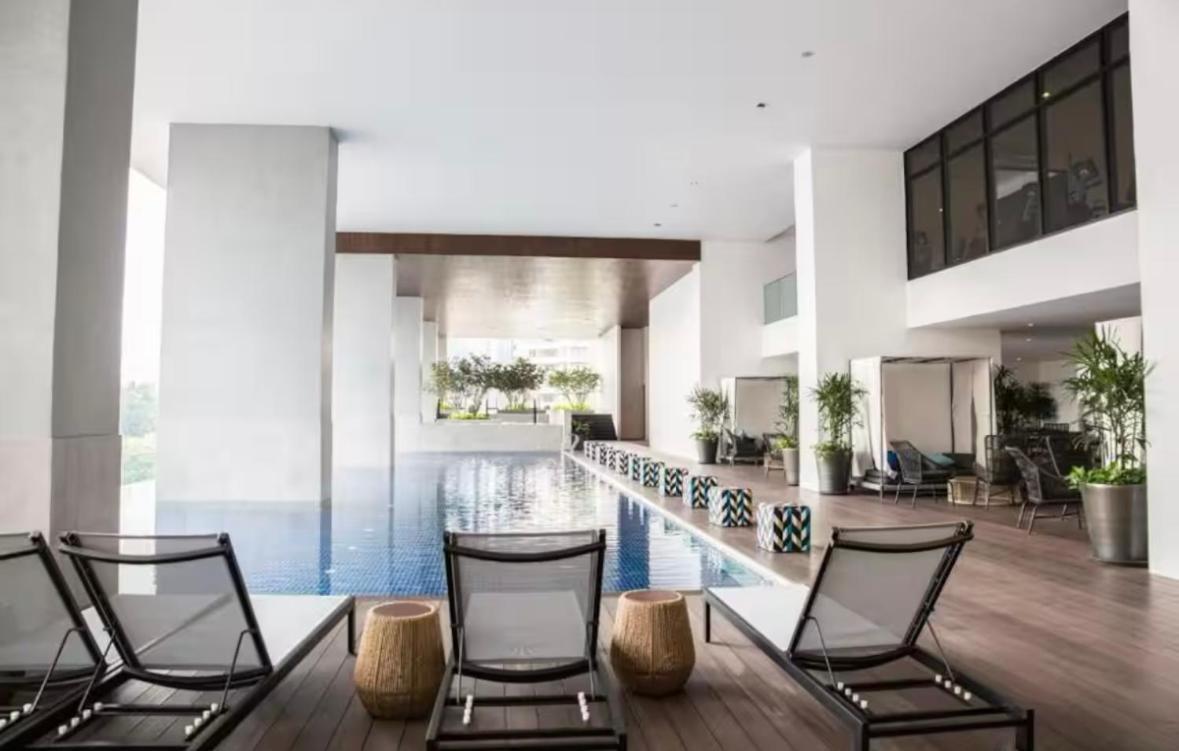 The Establishment Bangsar #2216 By Ouki *